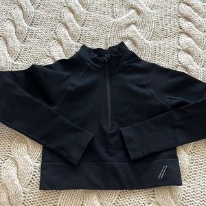 TALA Aster crop - 1/2 zip cropped long sleeve
